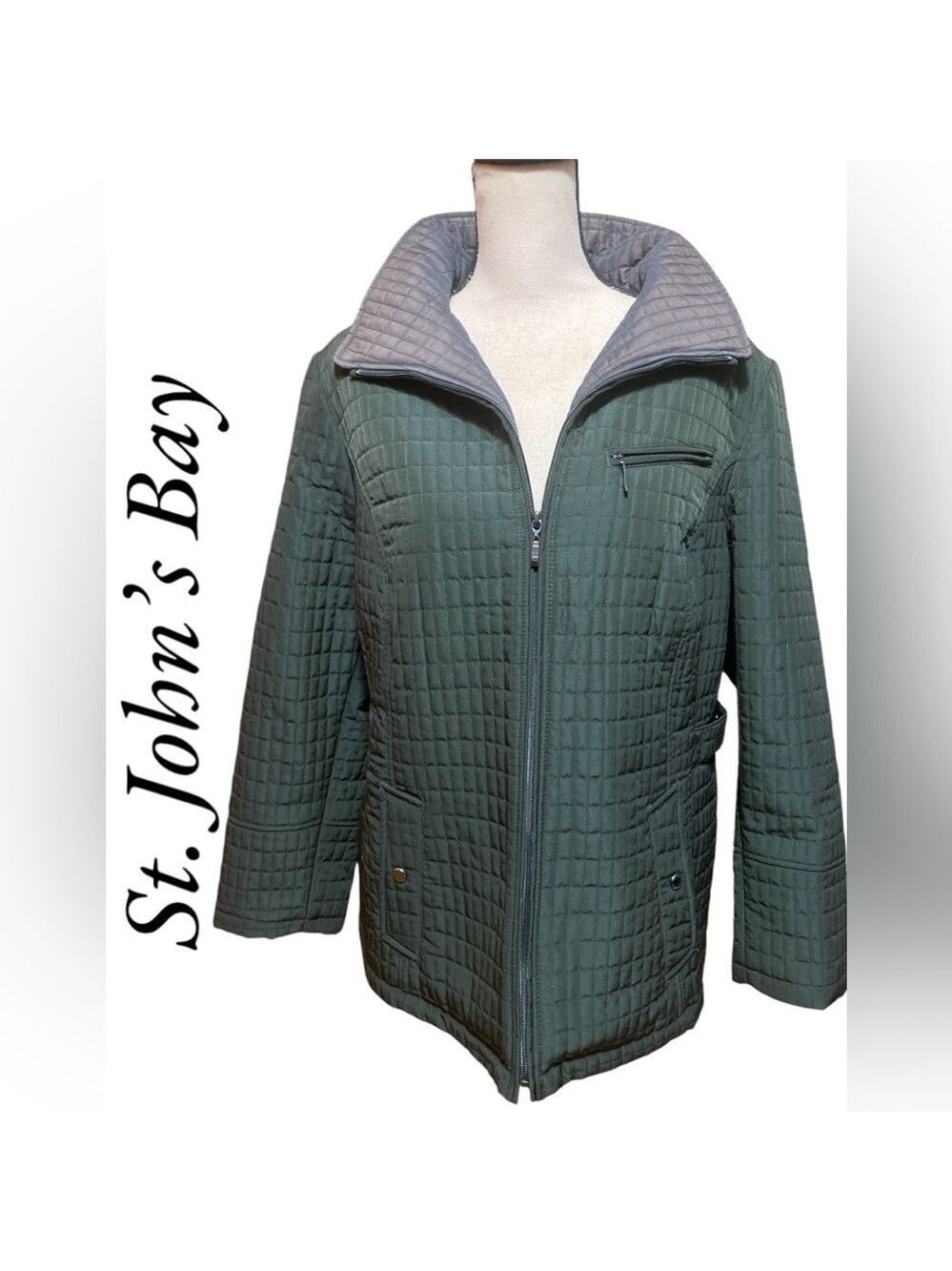 St. John’s Bay-1X women’s quilted full zip jacket. 3 pockets. Green. Like new!!!
